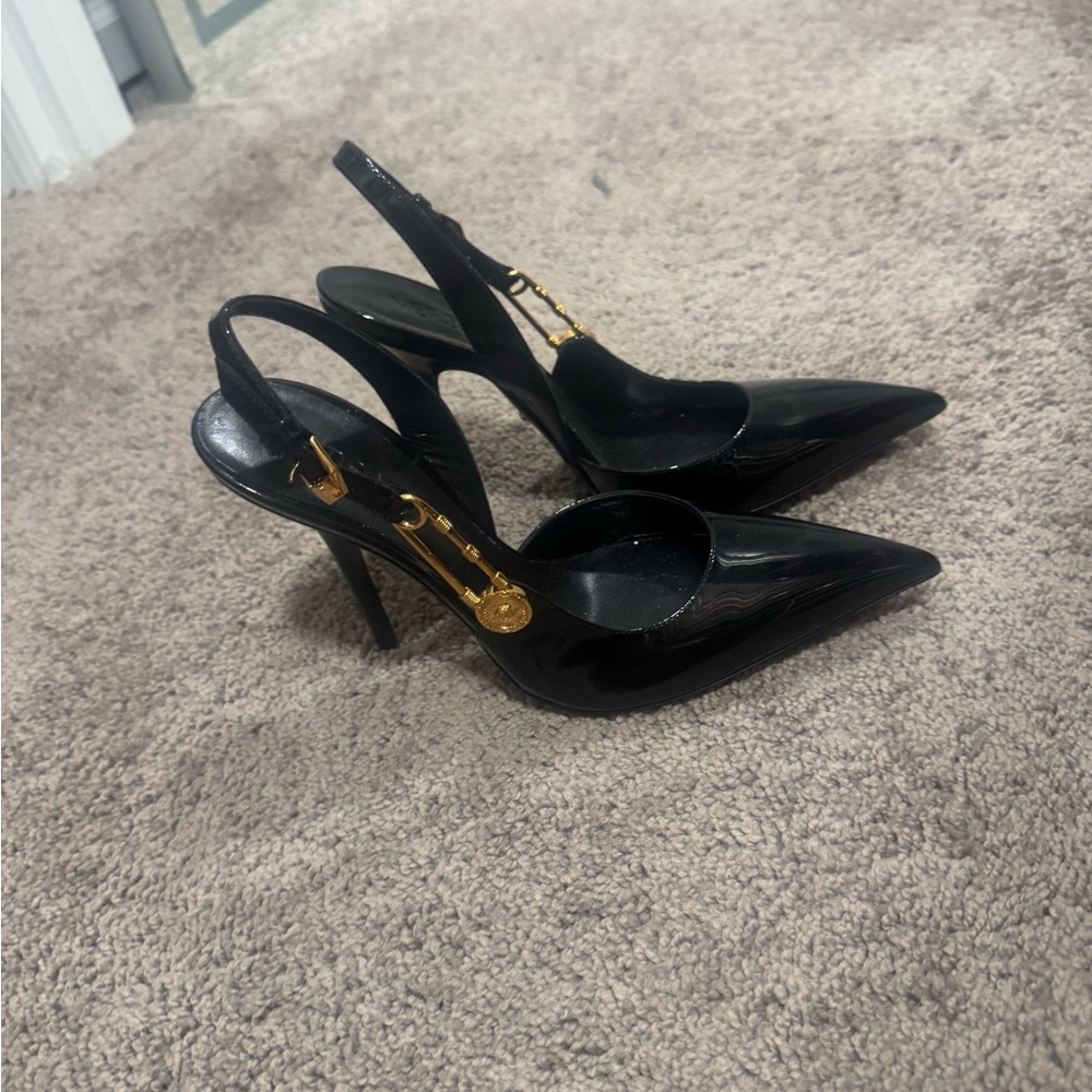 Elegant Black Slingback Heels